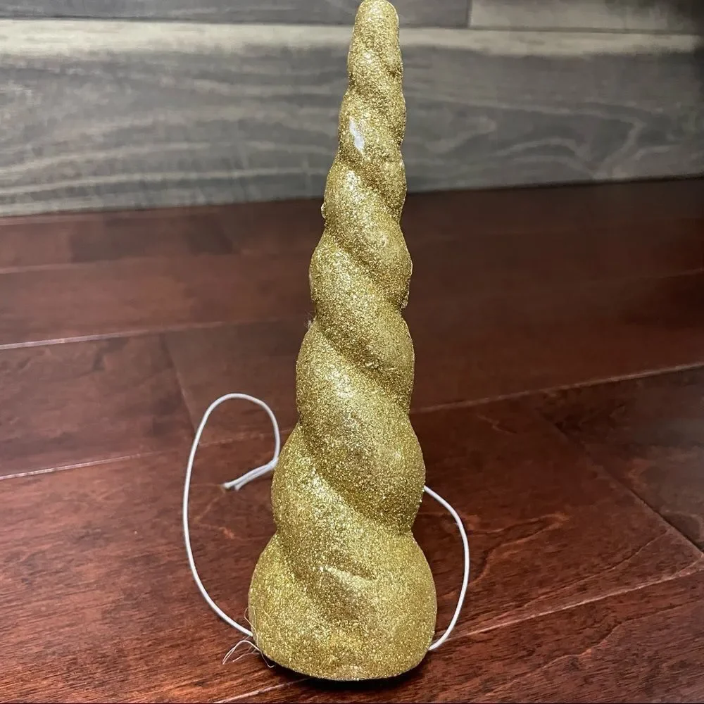 N/A child’s glitter